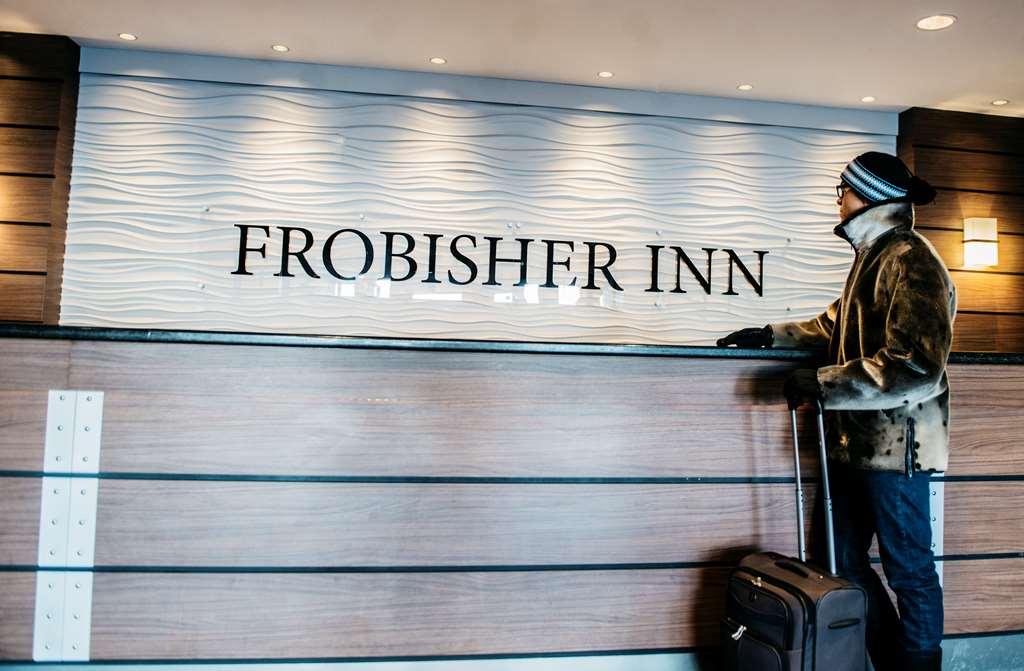 The Frobisher Inn อีคาลูอิต ภายใน รูปภาพ